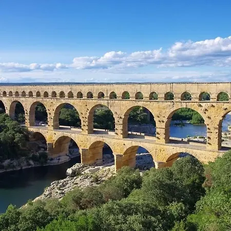Διαμέρισμα Au Croco Fleuri, 50m Des Arenes, Terrasse *
