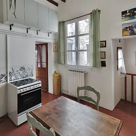 Au Croco Fleuri, 50m Des Arènes, Terrasse