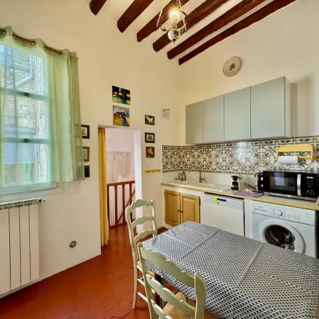 Apartment Au Croco Fleuri, 50m Des Arenes, Terrasse