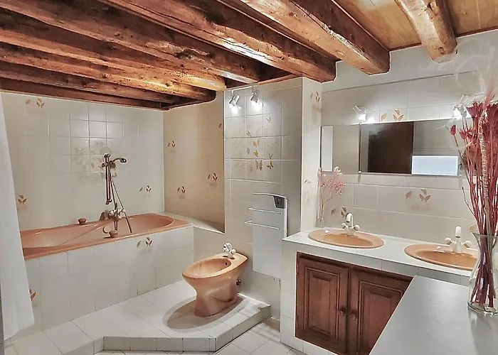 Au Croco Fleuri, 50m Des Arenes, Terrasse Apartment